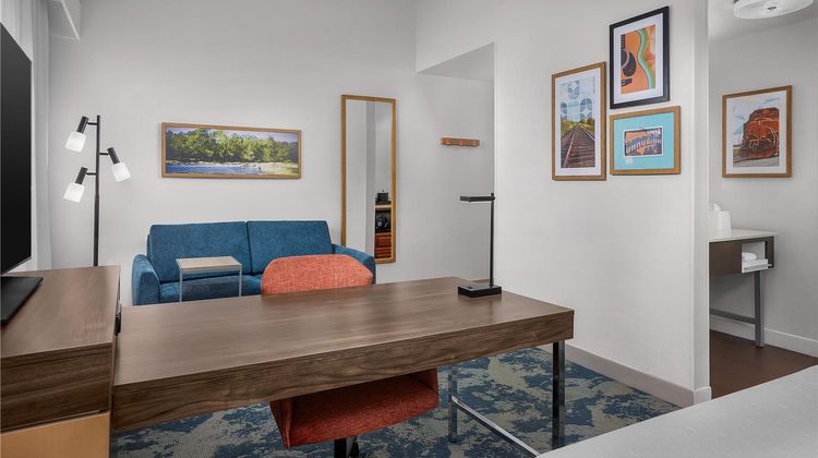 Hampton Inn & Suites Clinton Room