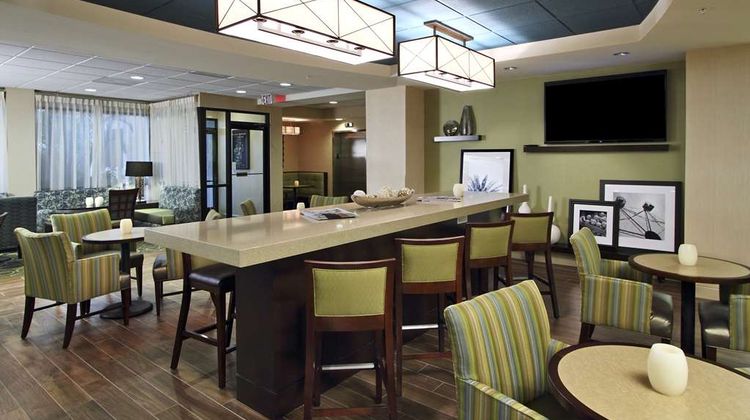 Hampton Inn Cocoa Beach Lobby