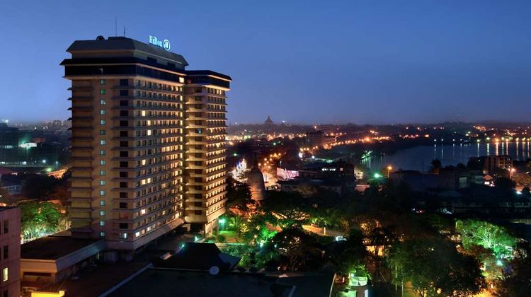Hilton Colombo Exterior