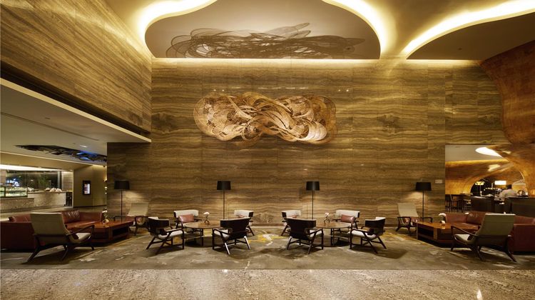 Hilton Colombo Lobby
