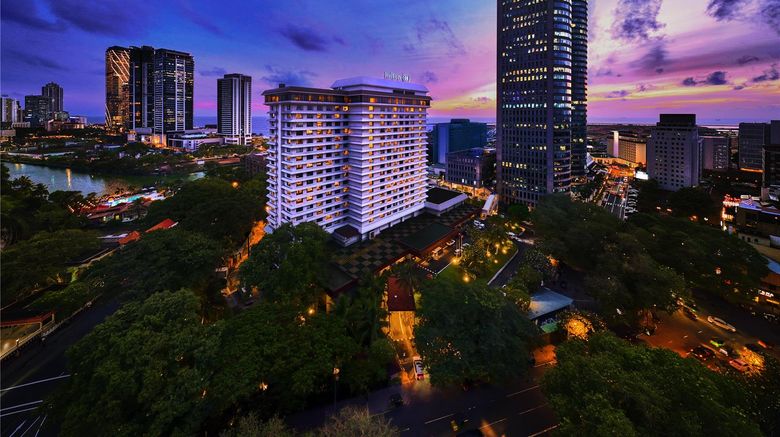 <b>Hilton Colombo Exterior</b>. Images powered by <a href="https://iceportal.shijigroup.com/" title="IcePortal" target="_blank">IcePortal</a>.