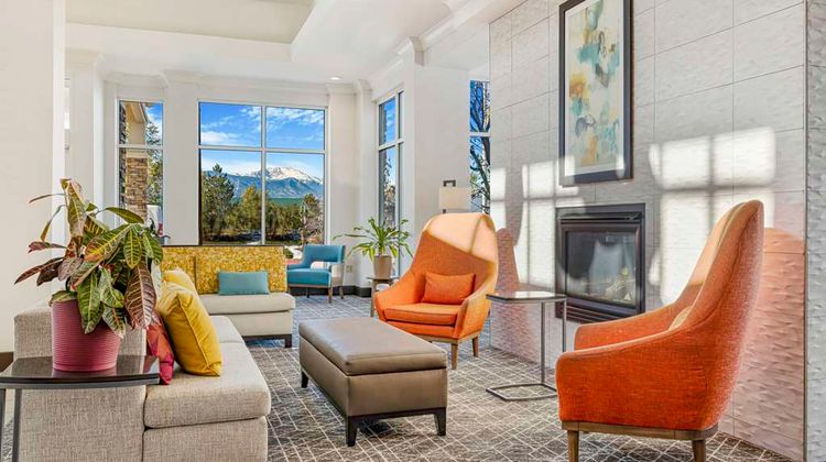 Hilton Garden Inn Colorado Springs Arpt Lobby