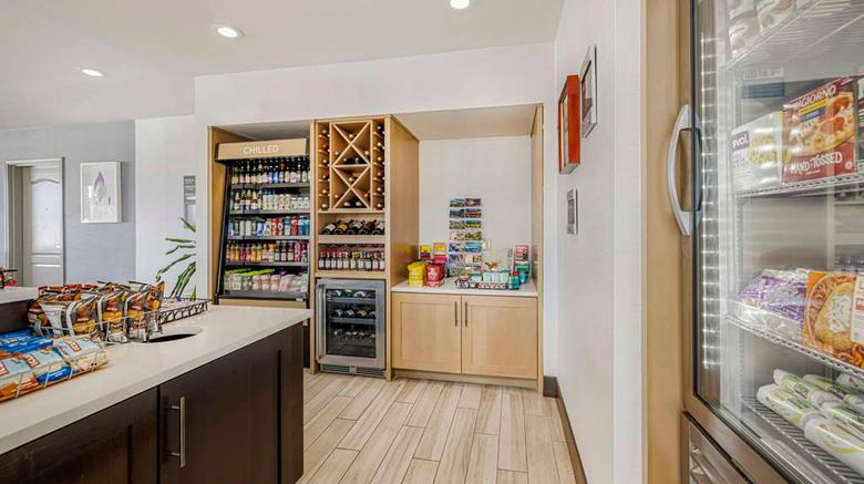 <b>Hilton Garden Inn Colorado Springs Arpt Restaurant</b>. Images powered by <a href="https://iceportal.shijigroup.com/" title="IcePortal" target="_blank">IcePortal</a>.