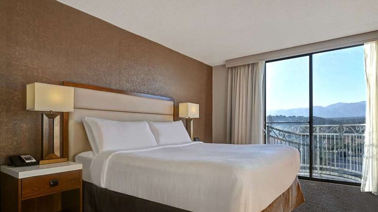 Embassy Suites Colorado Springs Room