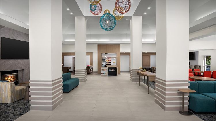 Hilton Garden Inn Colorado Springs Lobby
