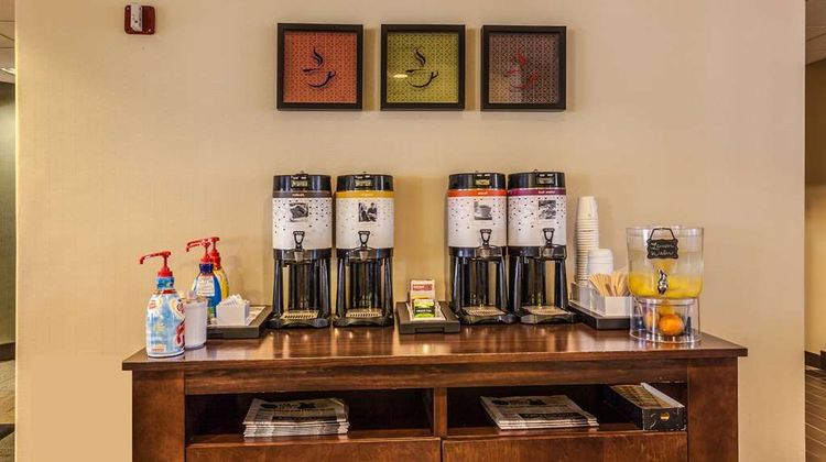 Hampton Inn Colorado Springs Airport Restaurant