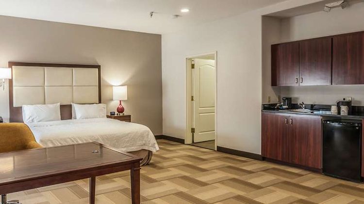 Hampton Inn Colorado Springs Airport Room