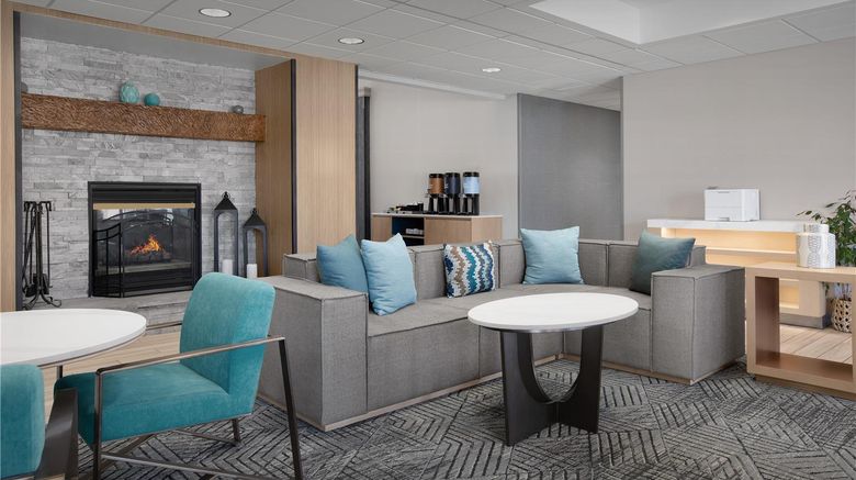 <b>Homewood Suites Colorado Springs North Lobby</b>. Images powered by <a href="https://iceportal.shijigroup.com/" title="IcePortal" target="_blank">IcePortal</a>.