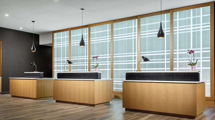 DoubleTree Colorado Springs Lobby