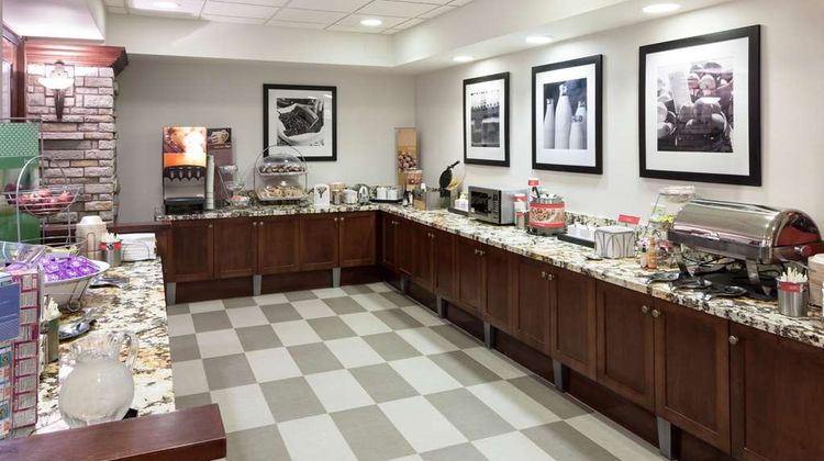 Hampton Inn & Suites Colorado Springs Restaurant