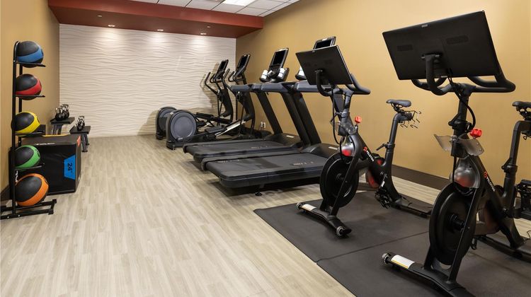 The Broadway Columbia-a Doubletree Hotel Health