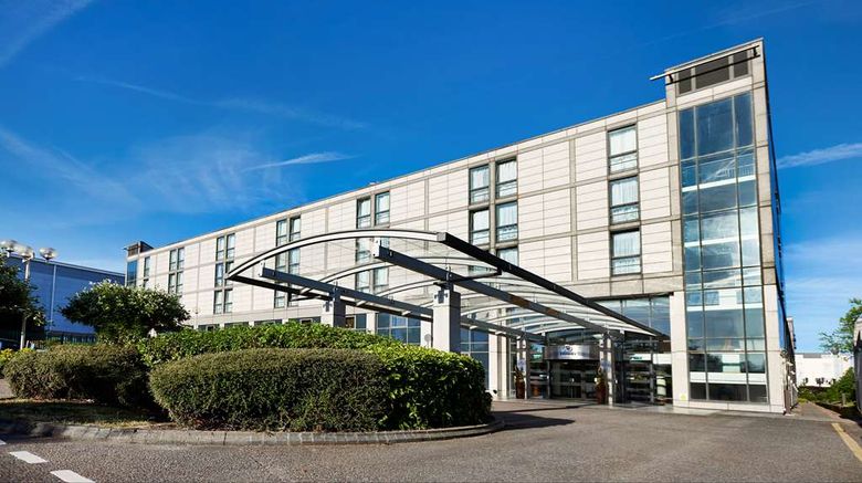 Hilton London Croydon Exterior. Images powered by <a href="https://iceportal.shijigroup.com" target="_blank" rel="noopener">Ice Portal</a>.