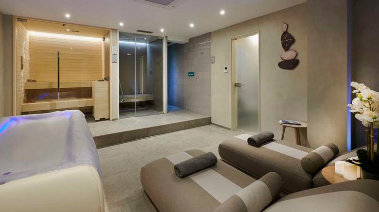 <b>Hilton London Croydon Spa</b>. Images powered by <a href="https://iceportal.shijigroup.com/" title="IcePortal" target="_blank">IcePortal</a>.