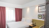Hampton by Hilton London Croydon Room