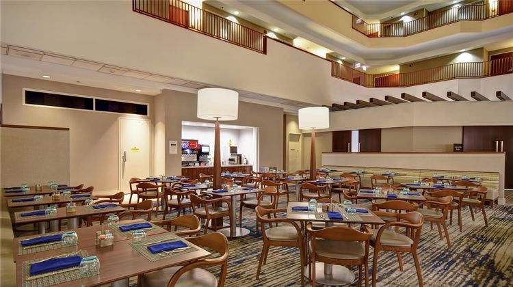 Embassy Suites by Hilton Charleston WV Restaurant