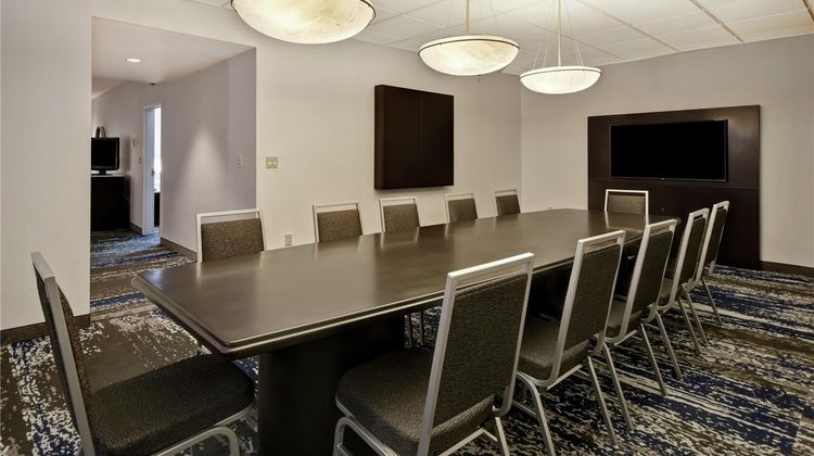 Embassy Suites by Hilton Charleston WV Room