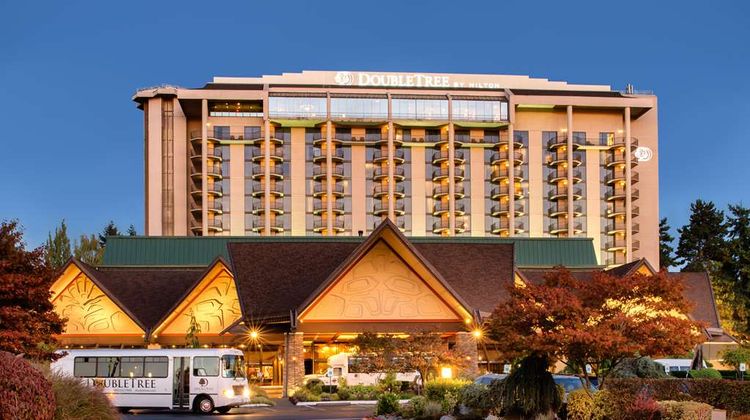 DoubleTree by Hilton Seattle Airport Exterior