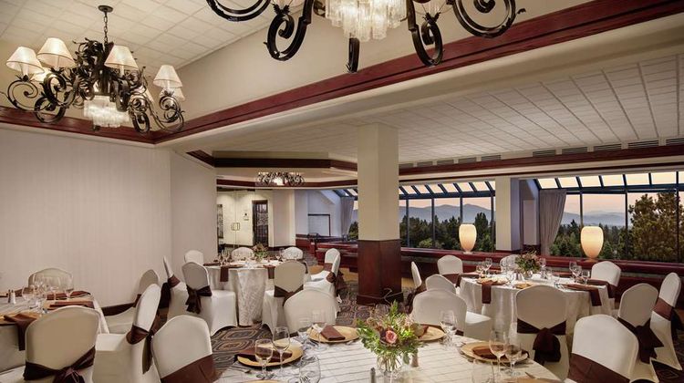 DoubleTree by Hilton Seattle Airport Restaurant