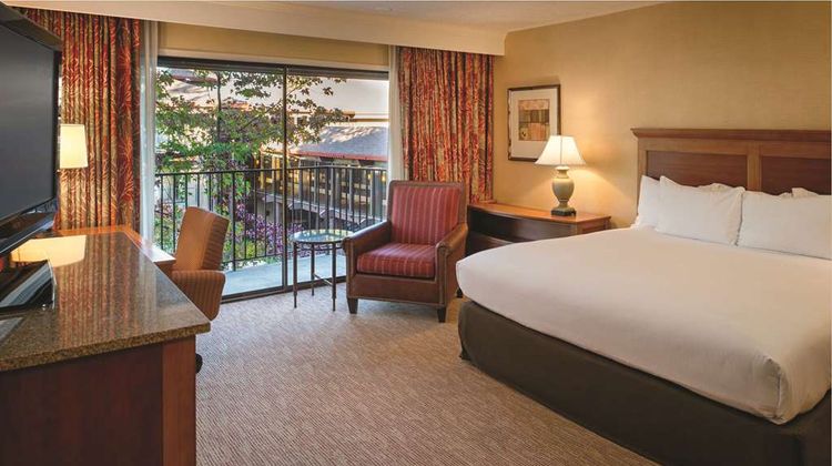 DoubleTree by Hilton Seattle Airport Room