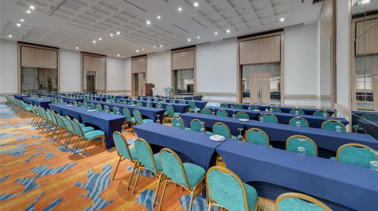 <b>Hilton Cartagena Hotel Meeting</b>. Images powered by <a href="https://iceportal.shijigroup.com/" title="IcePortal" target="_blank">IcePortal</a>.