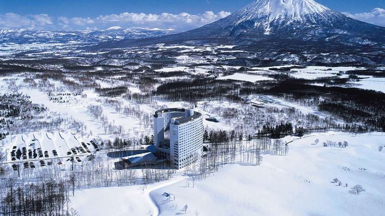 Hilton Niseko Village Exterior. Images powered by <a href="https://iceportal.shijigroup.com" target="_blank" rel="noopener">Ice Portal</a>.