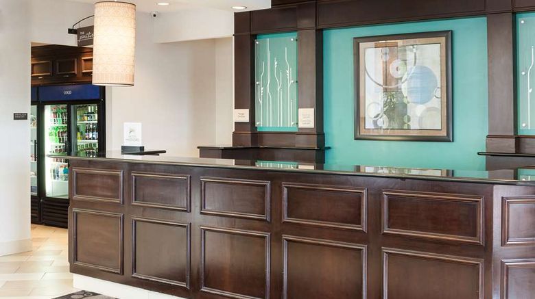 <b>Hilton Garden Inn Cincinnati/Mason Lobby</b>. Images powered by <a href="https://iceportal.shijigroup.com/" title="IcePortal" target="_blank">IcePortal</a>.