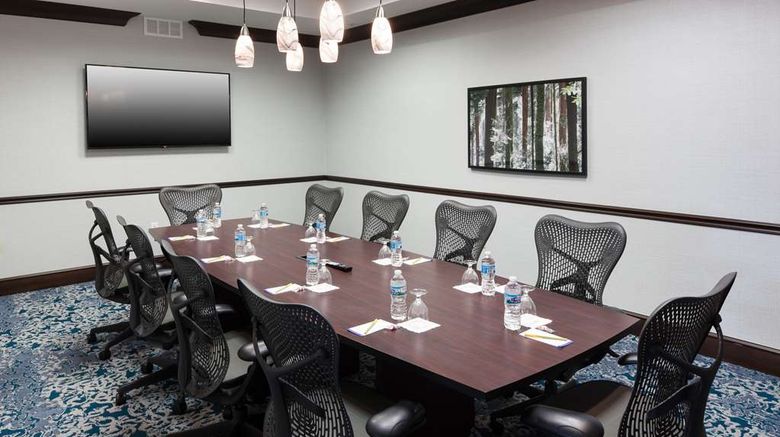 <b>Hilton Garden Inn Cincinnati/Mason Meeting</b>. Images powered by <a href="https://iceportal.shijigroup.com/" title="IcePortal" target="_blank">IcePortal</a>.