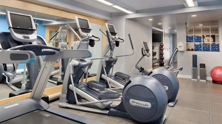 Embassy Suites Cincinnati River Center Health