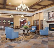 Doubletree Hotel Cincinnati Airport Lobby