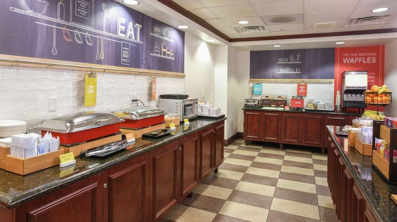 <b>Hampton Inn & Suites Union Centre Restaurant</b>. Images powered by <a href="https://iceportal.shijigroup.com/" title="IcePortal" target="_blank">IcePortal</a>.