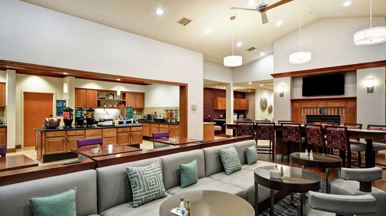 <b>Homewood Suites Milford Lobby</b>. Images powered by <a href="https://iceportal.shijigroup.com/" title="IcePortal" target="_blank">IcePortal</a>.