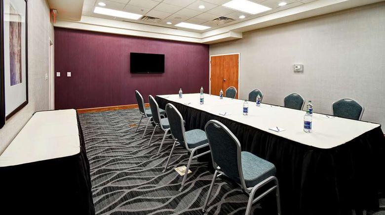 <b>Homewood Suites Milford Meeting</b>. Images powered by <a href="https://iceportal.shijigroup.com/" title="IcePortal" target="_blank">IcePortal</a>.