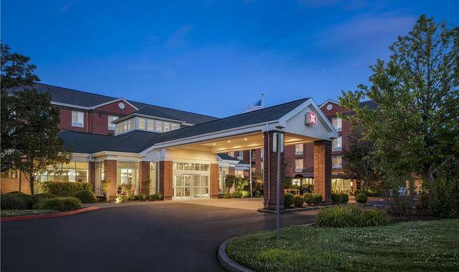 Hilton Garden Inn Corvallis Exterior