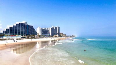 Hilton Daytona Beach Oceanfront Resort