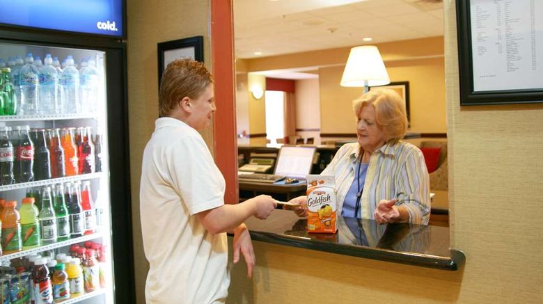 <b>Hampton Inn Dade City-Zephyrhills Restaurant</b>. Images powered by <a href="https://iceportal.shijigroup.com/" title="IcePortal" target="_blank">IcePortal</a>.