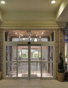 Hilton Garden Inn Addison