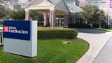 Hilton Garden Inn Addison Exterior
