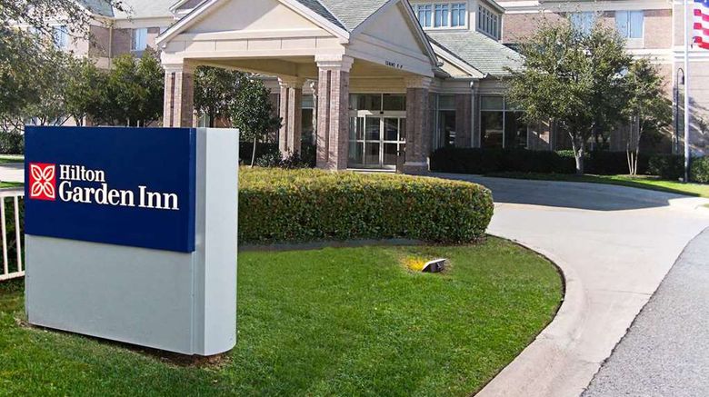 <b>Hilton Garden Inn Addison Exterior</b>. Images powered by <a href="https://iceportal.shijigroup.com/" title="IcePortal" target="_blank">IcePortal</a>.