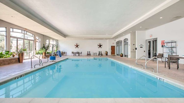 Embassy Suites Dallas DFW Airport North Pool