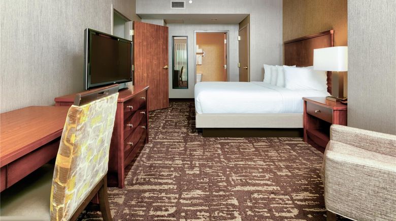 <b>Embassy Suites Hotel Dallas-Frisco Room</b>. Images powered by <a href="https://iceportal.shijigroup.com/" title="IcePortal" target="_blank">IcePortal</a>.