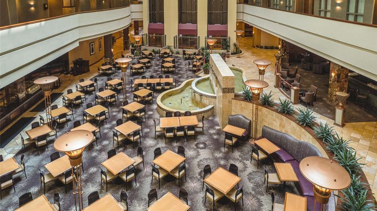 Embassy Suites Hotel Dallas-Frisco Lobby