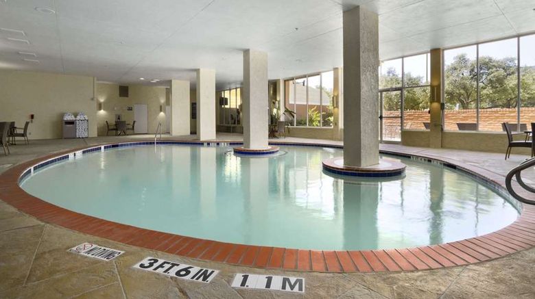 <b>Embassy Suites Dallas-Market Center Pool</b>. Images powered by <a href="https://iceportal.shijigroup.com/" title="IcePortal" target="_blank">IcePortal</a>.