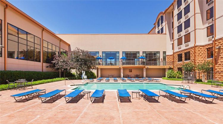 Hampton Inn & Suites Dallas-Mesquite Pool