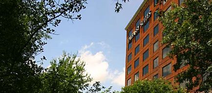 Embassy Suites Dallas Love Field Exterior
