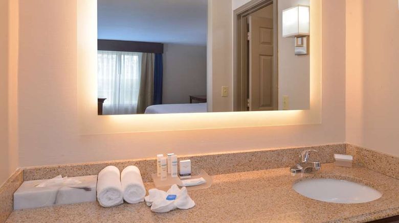 <b>Homewood Suites by Hilton Lewisville Room</b>. Images powered by <a href="https://iceportal.shijigroup.com/" title="IcePortal" target="_blank">IcePortal</a>.