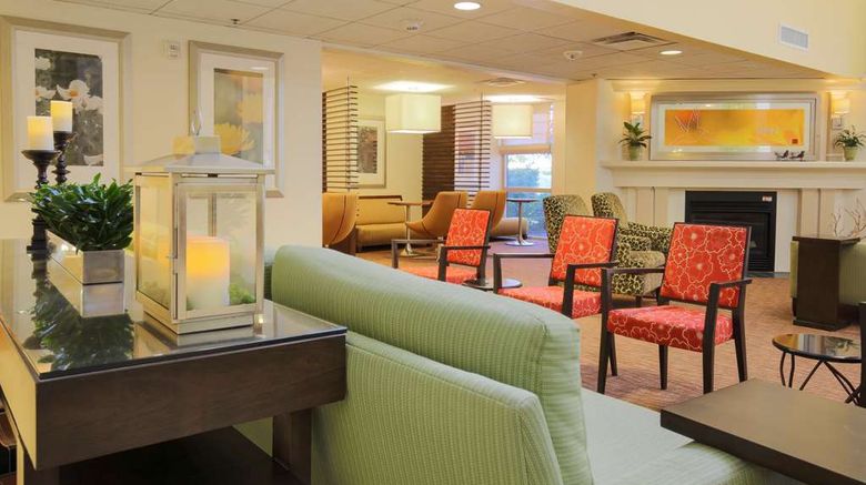 <b>Hilton Garden Inn Dallas Market Center Lobby</b>. Images powered by <a href="https://iceportal.shijigroup.com/" title="IcePortal" target="_blank">IcePortal</a>.