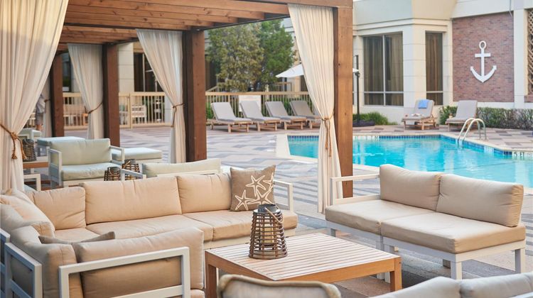 DoubleTree Dallas - Market Center Pool
