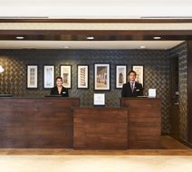 DoubleTree Dallas - Market Center Lobby