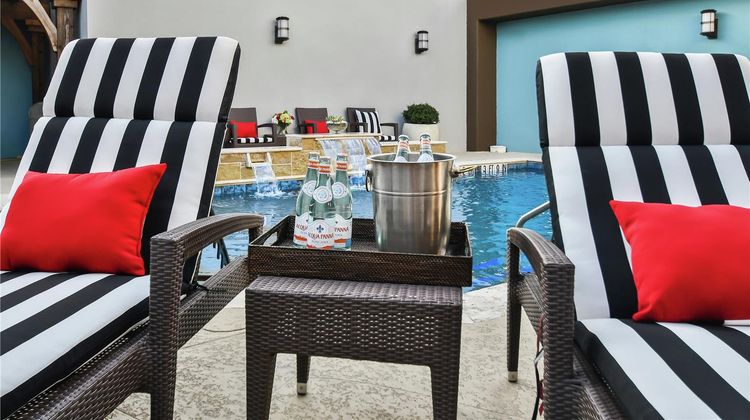 Hilton Dallas Park Cities Pool