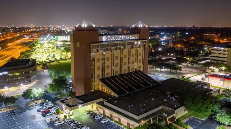 DoubleTree by Hilton Hotel Richardson Exterior. Images powered by <a href="https://iceportal.shijigroup.com" target="_blank" rel="noopener">Ice Portal</a>.